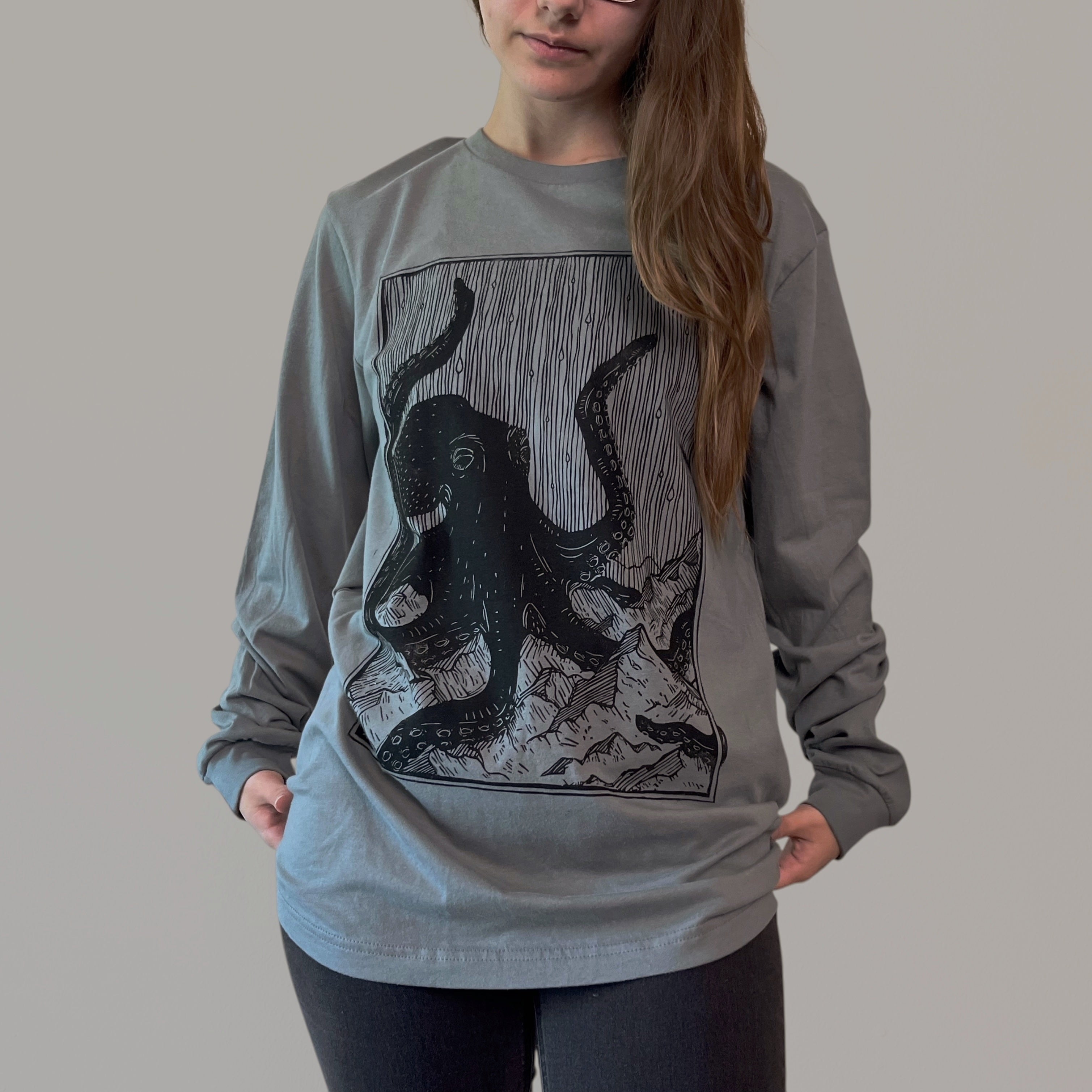 Mount Octopus Long-Sleeve